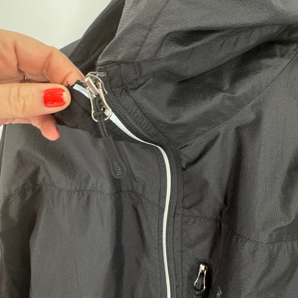 Human Performance Engineering Pullover Nylon Ligh… - image 5